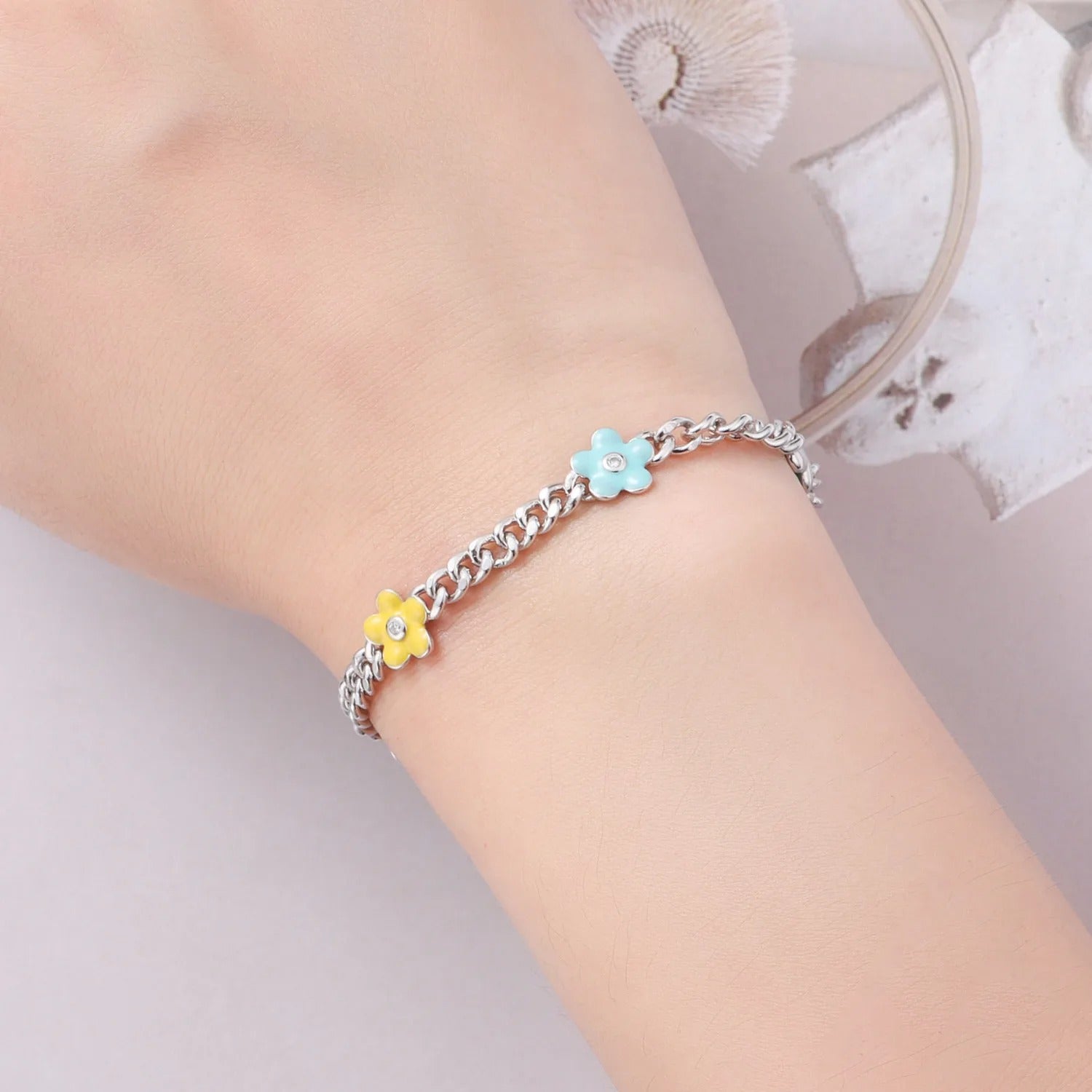 Cute And Colorful Flower Bracelet