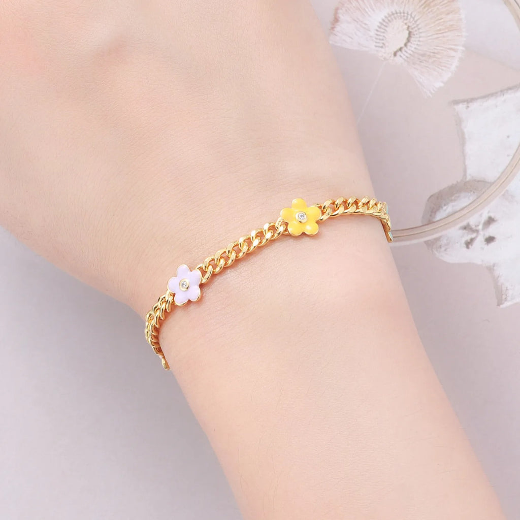 Cute And Colorful Flower Bracelet